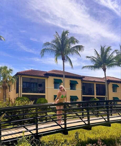 Sabrina Brier beautiful pornstar gallery