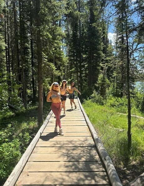 Sabrina Brier erotic model images