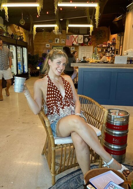 Sabrina Brier naked model galleries