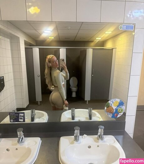 busty onlyfans pretty pictures