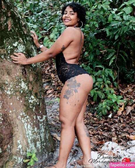 Dianamoranguinho model art pics