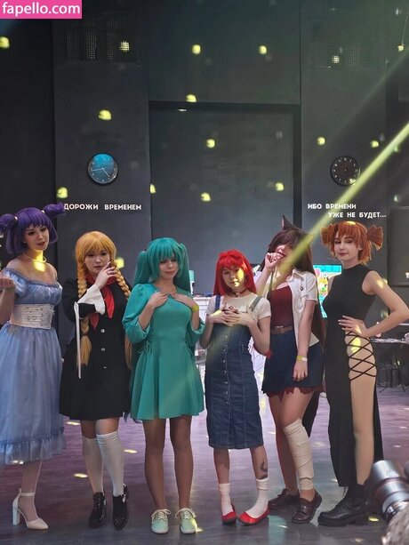 Elena Kyalviyainen actress photos