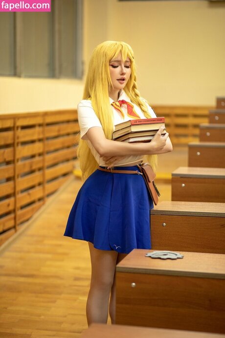 Elena Kyalviyainen exclusive model picture