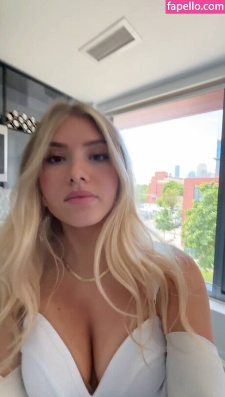 swim onlyfans hot sexy picture