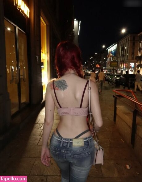 clothed onlyfans xxx pic