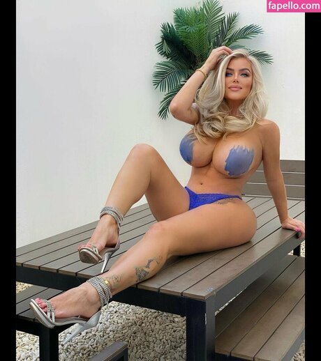 Pat Kiss pornstar hot pic