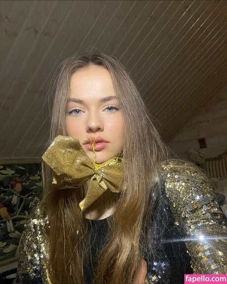 Kristina Pimenova pretty star photo