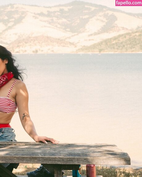 odetovenus model porn images