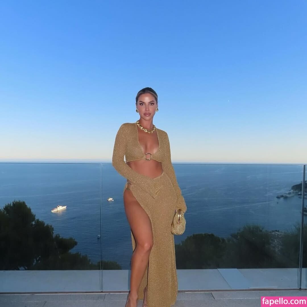 Sarah Patterson star exclusive pictures