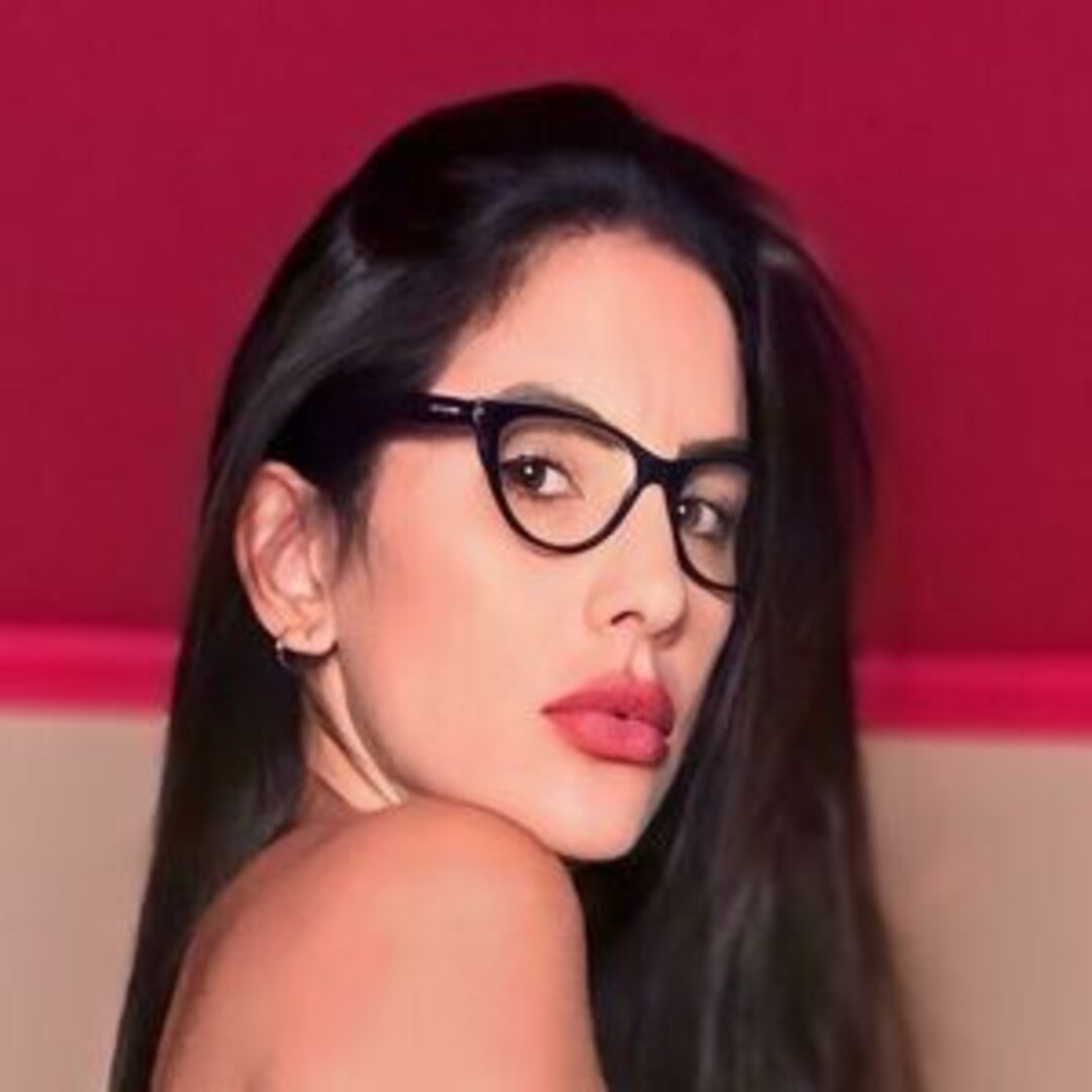 Soledad Cescato perfect actress pics