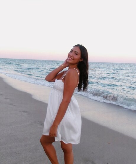 Evan Bailey nudes actress photo