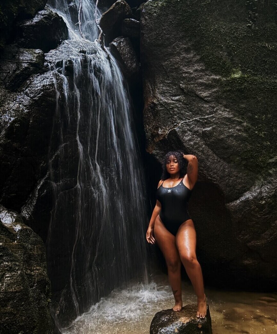kortynie model sexy archive