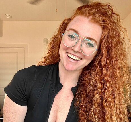 Juniperanne hot star photos