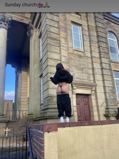 Itsravenriley naked model archive