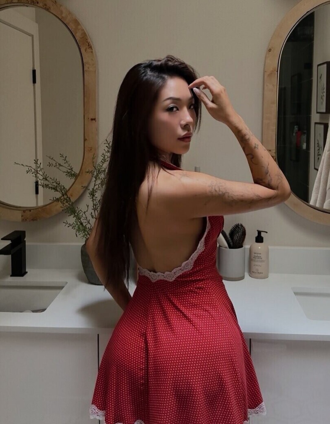 Rice And Ginger star sexy pic