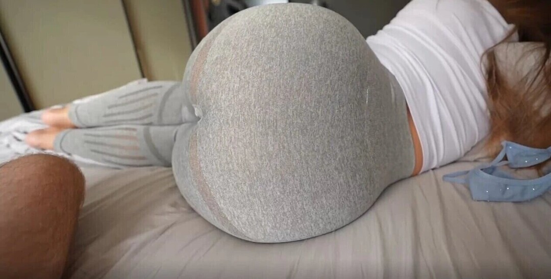creepshot pornstar art img