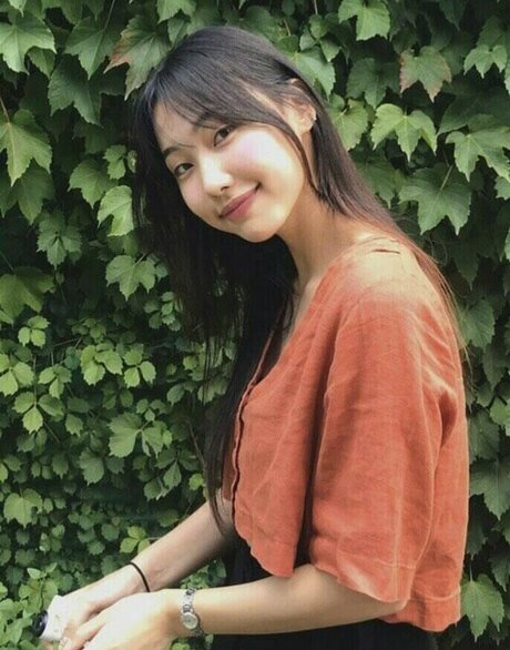 busty teen onlyfans beautiful pic