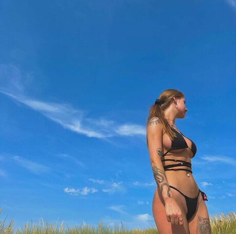 shannonluckxo nudes actress image