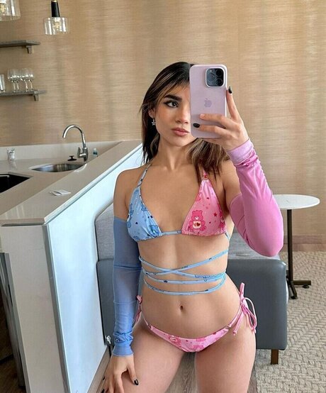 stepdaughter onlyfans art nude images