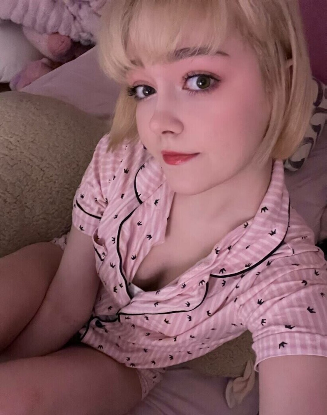 yoyo niii adult model pictures