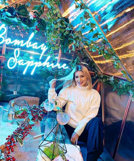 Jess Davies hot pornstar picture