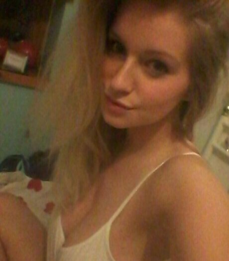 Jess Davies beautiful actress photo