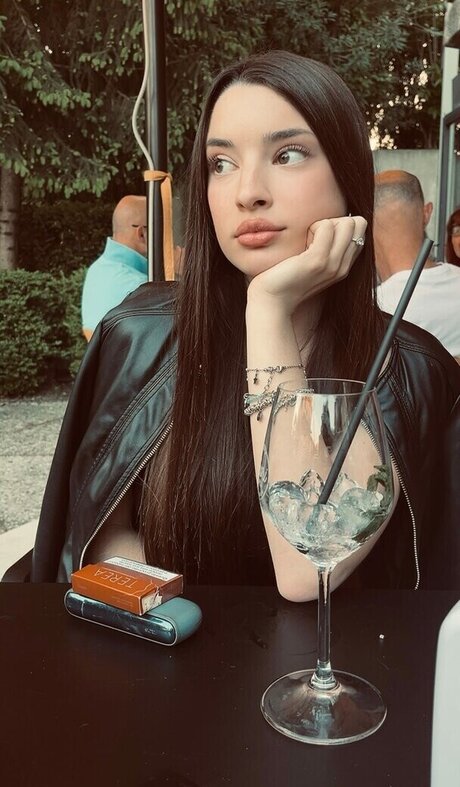 Sofia Gasparotto pornstar pretty img