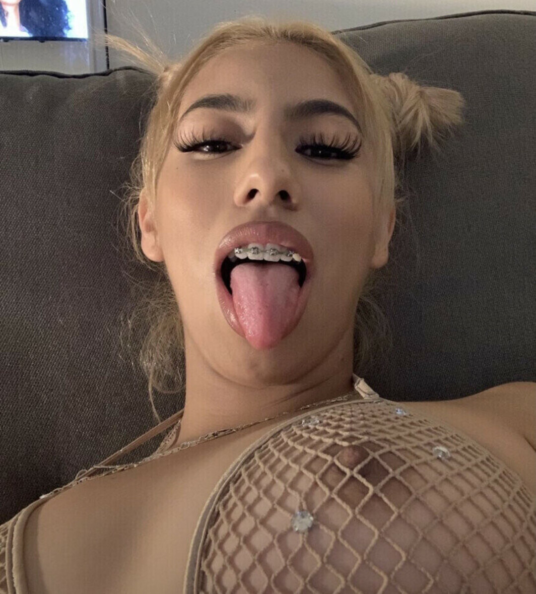 Chinat0wn star sex pictures
