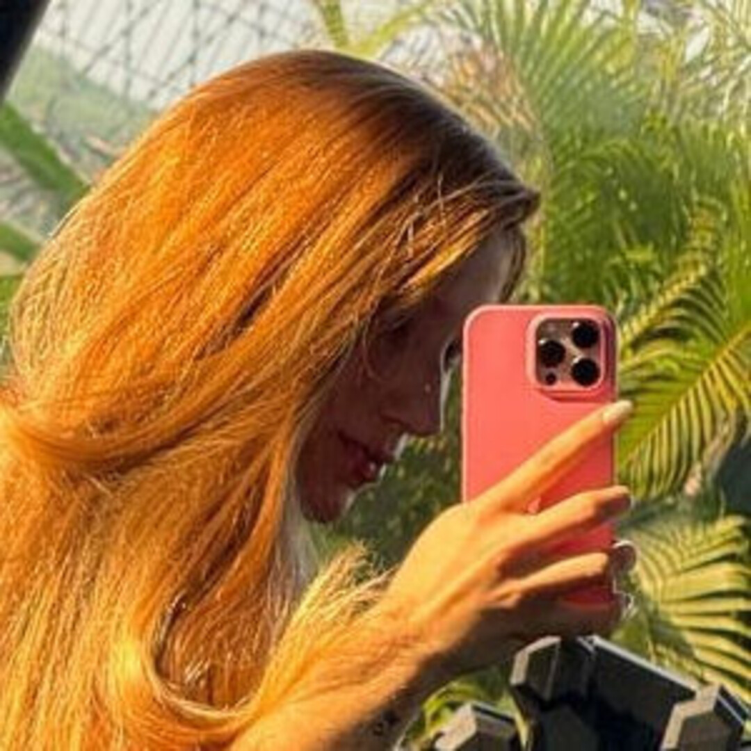 Isadora Vale nude model images