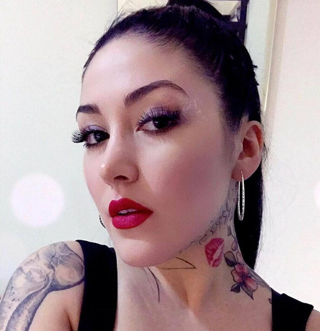 aleeveguilla beautiful pornstar photo