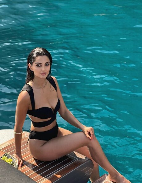 Mahlagha Jaberi model pornographic pictures