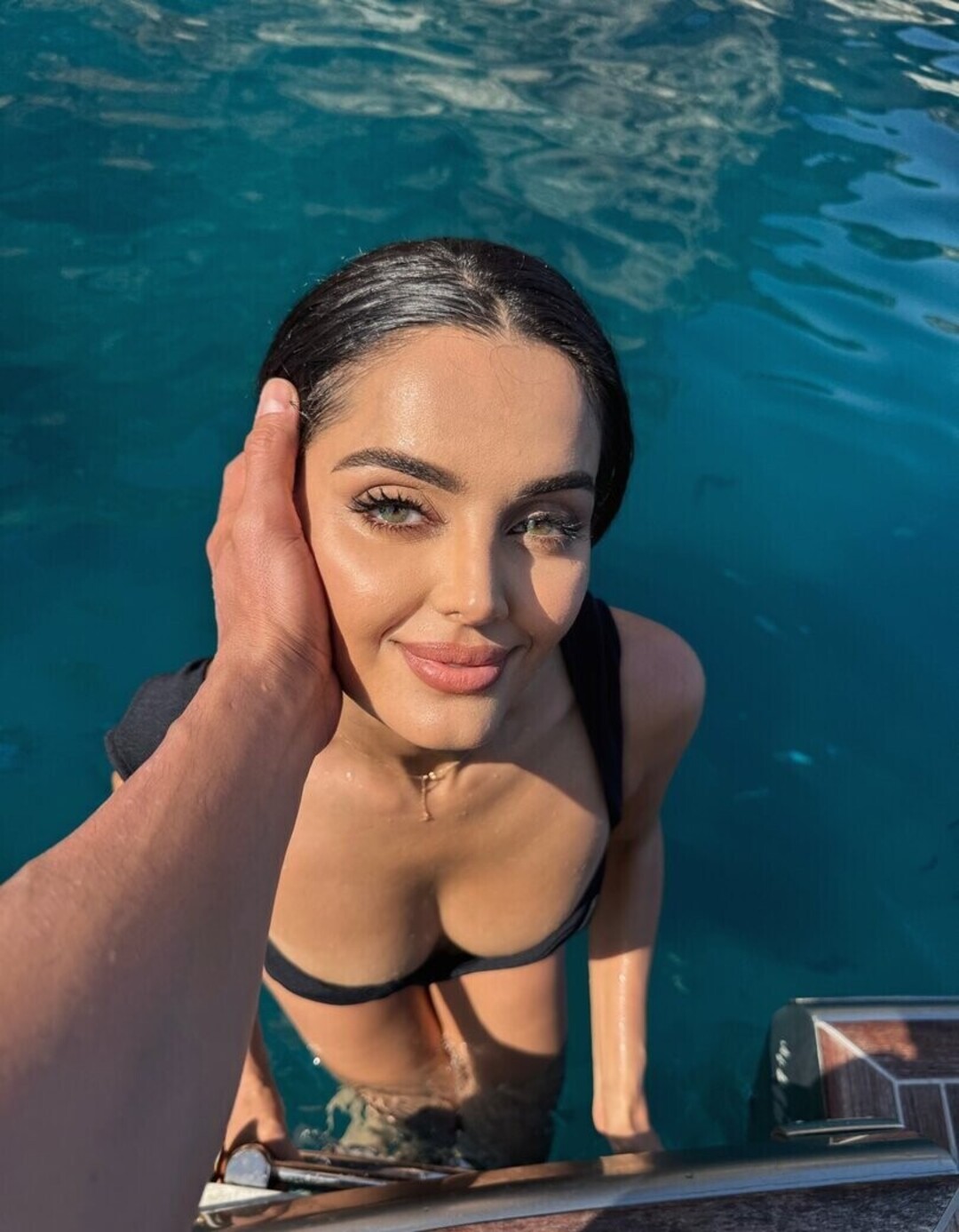 Mahlagha Jaberi hot model images