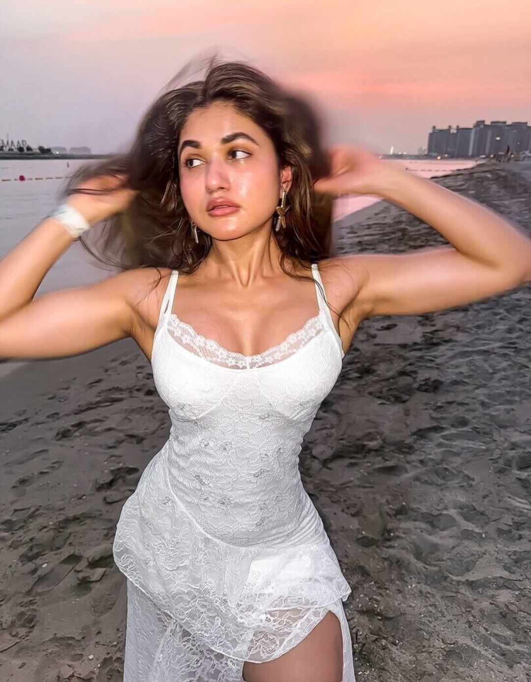 Soniya Singh Khatri star sexy pictures