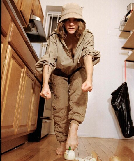 Dora Jar pornstar adult photos