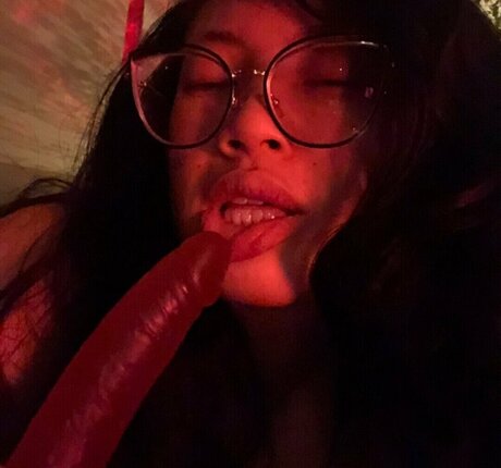 Allison Yellow pornstar sexy archive