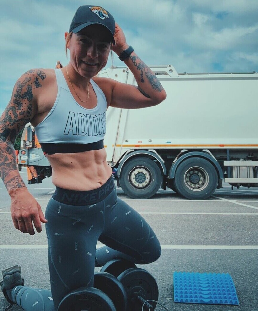 Lucy Spraggan exclusive actress pic