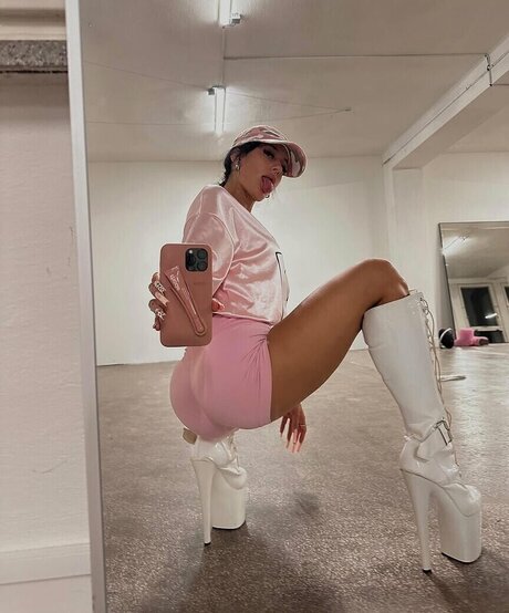 foot onlyfans nude img