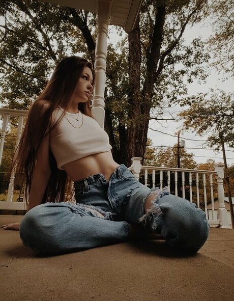 nic2hardo best model pic