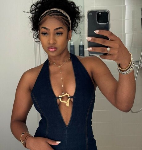 Deja Kelly pornstar art img