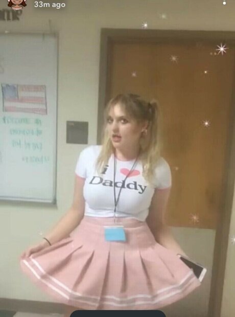 asian teen feet onlyfans naked image