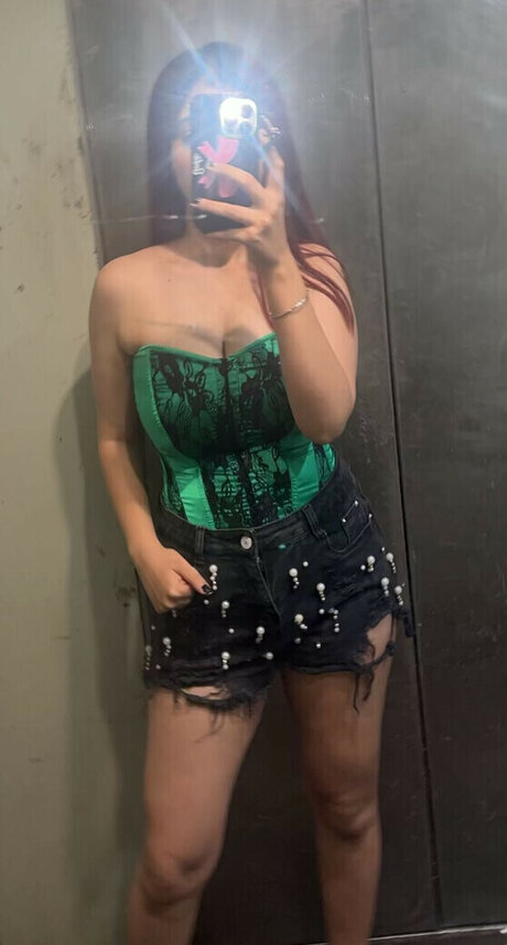 Riya Pandey star pics