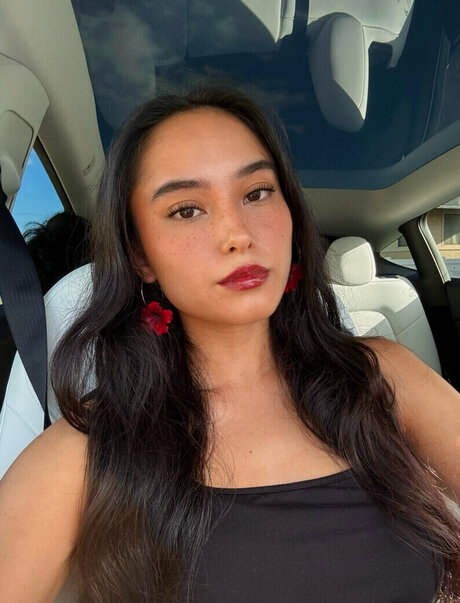 Aria Tehani Miller actress img