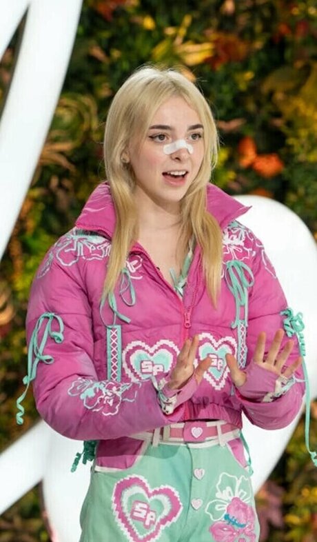 Sophie Powers model pic