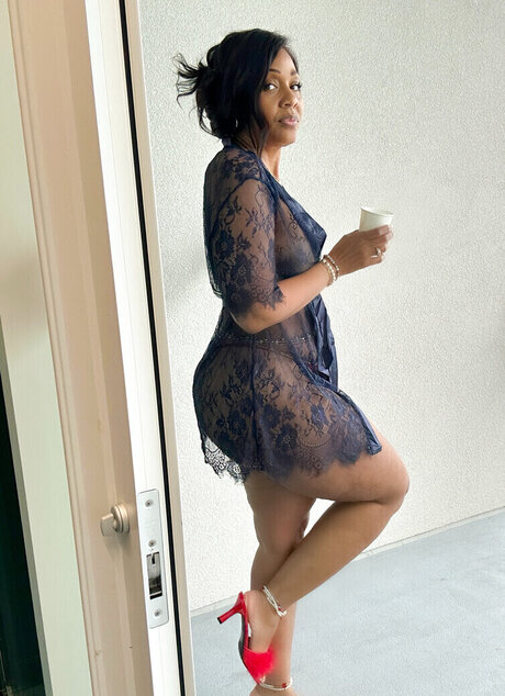 asian onlyfans perfect picture