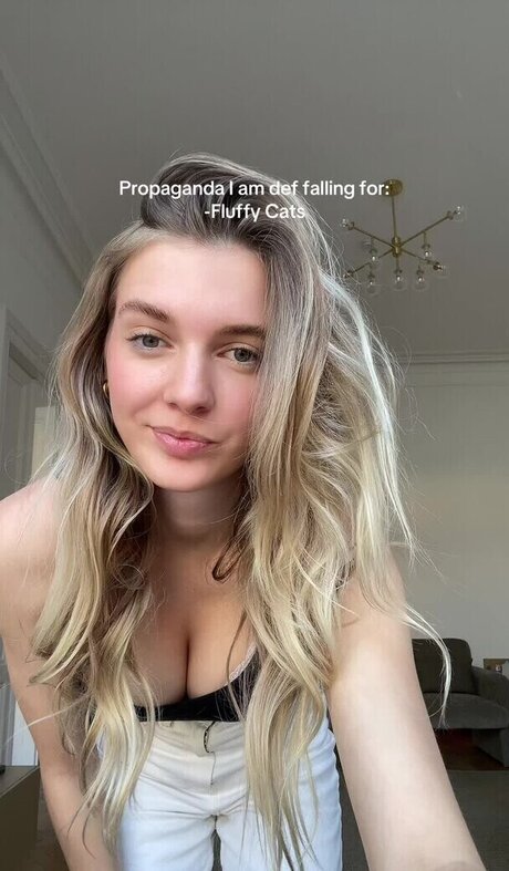 Lena Kozlovac model pornographic photos