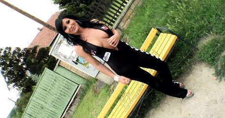 Alma Cero pornstar sex picture