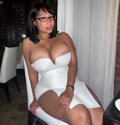 Samaela Ferrari top profile image