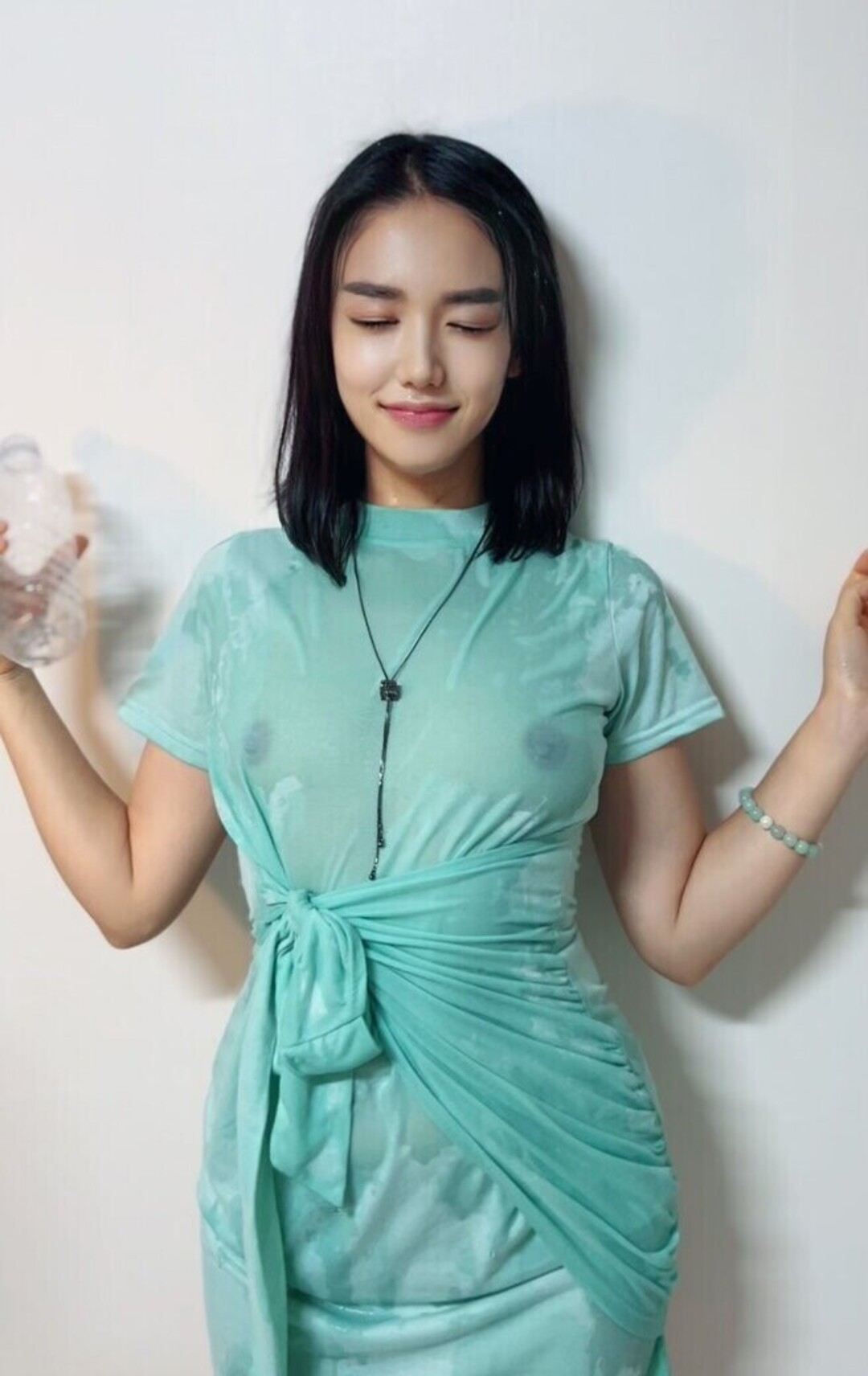 Thea Lee nude actress galleries