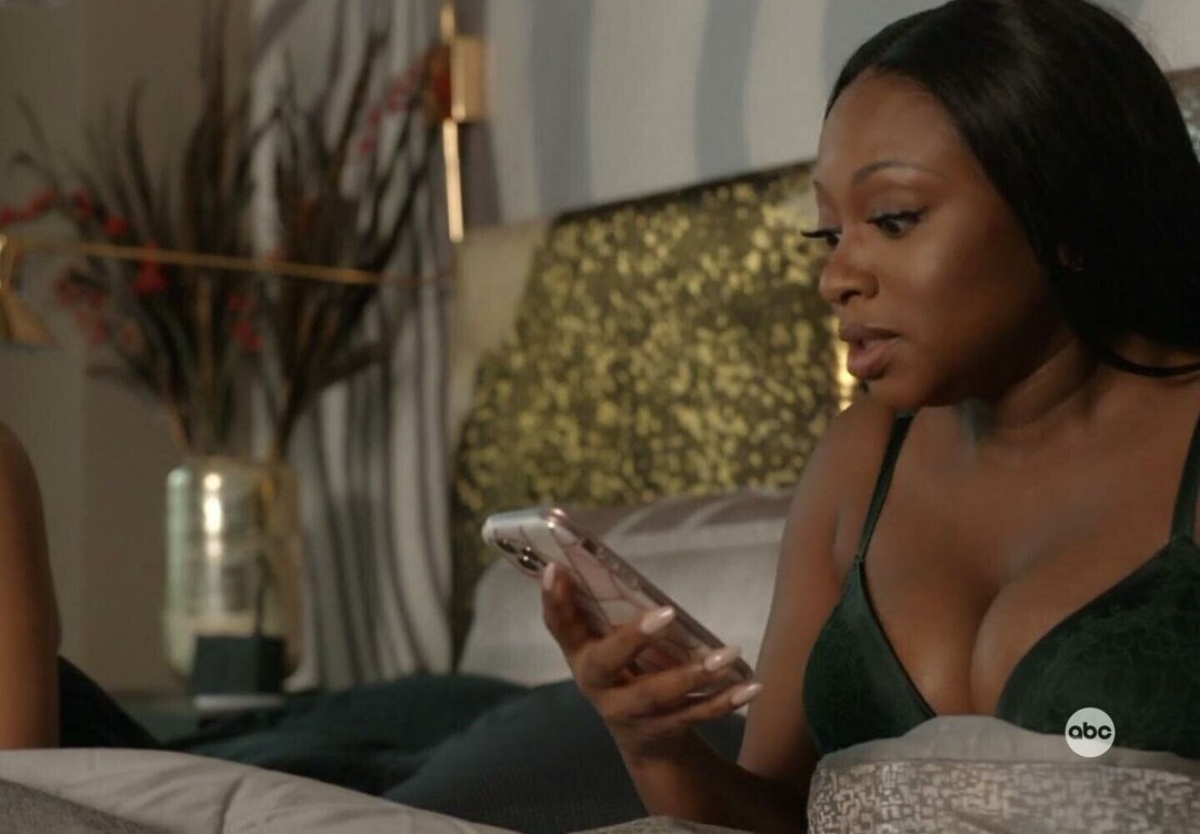 Naturi Naughton star pretty images