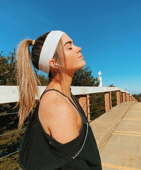 curvy lesbian onlyfans pretty pictures